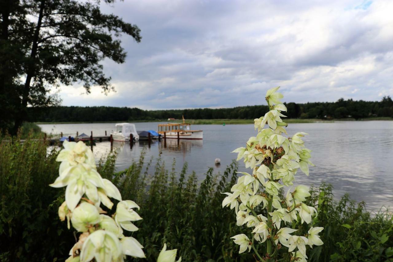 Fahrradpension Am Weg Nach Kopenhagen Furstenberg-Havel Bagian luar foto