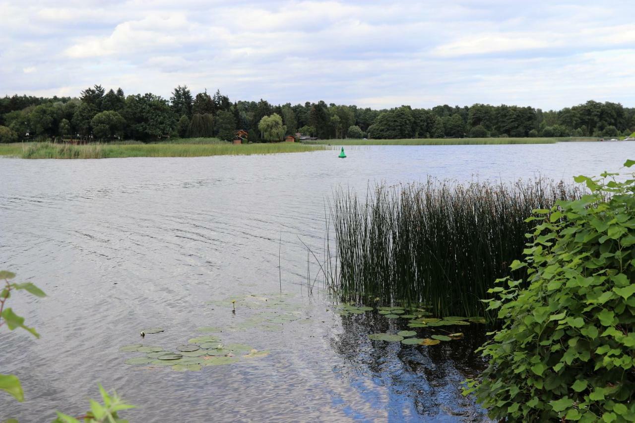 Fahrradpension Am Weg Nach Kopenhagen Furstenberg-Havel Bagian luar foto